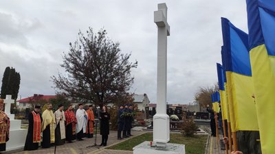 Микулинецький цвинтар Микулинецький цвинтар