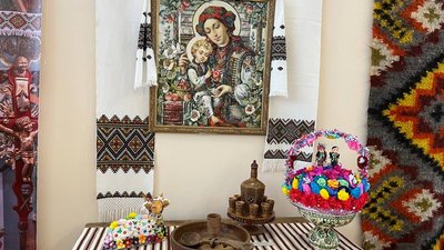 В Ужгороді відкрили виставку присвячену культурі мешканців Карпат В Ужгороді відкрили виставку присвячену культурі мешканців Карпат