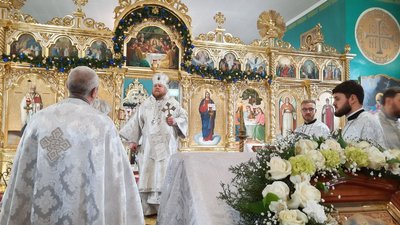 Без масових пірнань але з молитвами. У Запоріжжі відсвяткували Водохреще Без масових пірнань але з молитвами. У Запоріжжі відсвяткували Водохреще