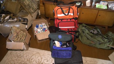 Відправляють 150 аптечок на передову щомісяця: історія команди волонтерів зі Львова Відправляють 150 аптечок на передову щомісяця: історія команди волонтерів зі Львова