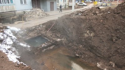 Шишківка у пару: харків’яни скаржаться на розриття, які тепловики кинули після ремонту