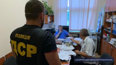 На Закарпатті судитимуть підозрюваних у закупівлі неякісних засобів захисту для медиків