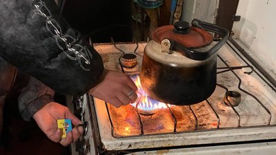 "По сусідству" з військовими РФ: як пережили окупацію у прихистку для бездомних у Херсоні "По сусідству" з військовими РФ: як пережили окупацію у прихистку для бездомних у Херсоні