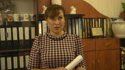 У Луцьку батьки 13-ї школи не пустили дітей на навчання У Луцьку батьки 13-ї школи не пустили дітей на навчання