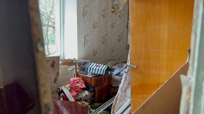 Пошкоджені оселі, пожежі та інфраструктура: що розповіли миколаївці про нічний обстріл Пошкоджені оселі, пожежі та інфраструктура: що розповіли миколаївці про нічний обстріл
