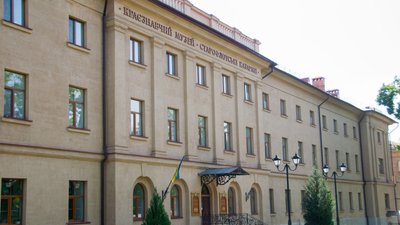 У Миколаївському краєзнавчому музеї розповіли про колекцію рушників та вишиванок