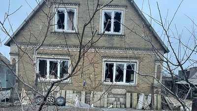 Вночі російська армія обстріляла Курахівську громаду та пошкодила будинки