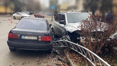 Наслідки ДТП у Запоріжжі, 19 грудня 2023 року Наслідки ДТП у Запоріжжі, 19 грудня 2023 року