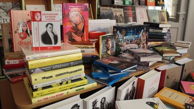 Луцька бібліотека отримала 245 нових книг українських видавництв Луцька бібліотека отримала 245 нових книг українських видавництв