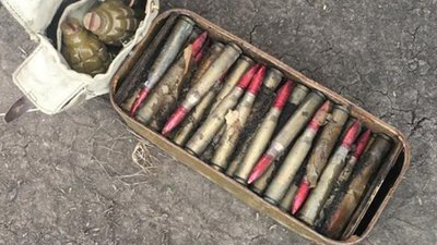 Здавав інформацію про патріотів, брав участь в облавах на них: на Херсонщині СБУ затримала місцевого жителя Здавав інформацію про патріотів, брав участь в облавах на них: на Херсонщині СБУ затримала місцевого жителя