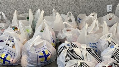 У Тернополі діти-сироти з Миколаївщини і Харківщини отримали допомогу У Тернополі діти-сироти з Миколаївщини і Харківщини отримали допомогу