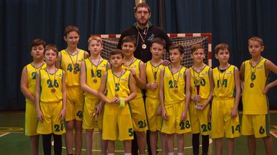 Команда Академії БК "Говерла" - чемпіони турніру "Різдвяний Івано-Франківськ"