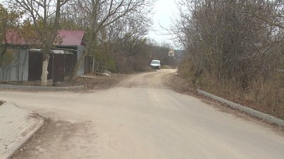 У Хмельницькому мешканці одного із мікрорайнів вимагають пустити до них автобус