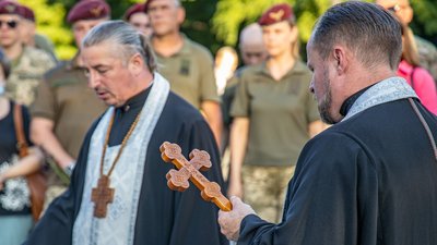 На Дніпропетровщині вшанували пам’ять загиблих в ІЛ-76 військових, — фоторепортаж На Дніпропетровщині вшанували пам’ять загиблих в ІЛ-76 військових, — фоторепортаж