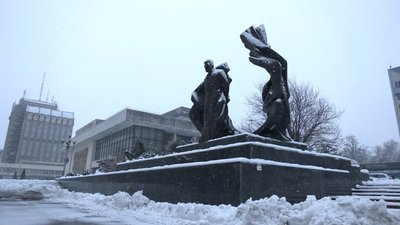 80% місячної норми опадів, 38 ДТП і замети в мікрорайонах: як Прикарпаття справляється з негодою 80% місячної норми опадів, 38 ДТП і замети в мікрорайонах: як Прикарпаття справляється з негодою