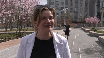 "Чарівна квіточка, яка додає позитиву". Через аномально теплий квітень у скверах Дніпра вже розквітли магнолії "Чарівна квіточка, яка додає позитиву". Через аномально теплий квітень у скверах Дніпра вже розквітли магнолії
