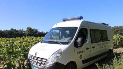 У Чернігівському районі знайшли зарізаним зниклого 8-річного хлопчика (Оновлено) У Чернігівському районі знайшли зарізаним зниклого 8-річного хлопчика (Оновлено)