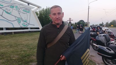 Ігор Буренко подолав 1000 кілометрів, щоб зібрати гроші для побратимів