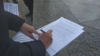 "Тарифний майдан". В Одесі протестували через підвищення цін на газ та електроенергію