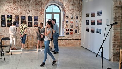 У Дніпрі відбулася мистецька акція "Мандрівний Старобільськ" У Дніпрі відбулася мистецька акція "Мандрівний Старобільськ"