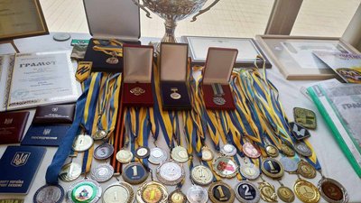"Хочу, щоб люди знали, хто такий легендарний боєць Олексій Янін": у Хмельницькому відбувся вечір пам’яті азовця "Хочу, щоб люди знали, хто такий легендарний боєць Олексій Янін": у Хмельницькому відбувся вечір пам’яті азовця