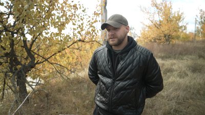 "Те, що психом став — це точно, 100% даю": як боєць з позивним “Бурундук” із Чернігова бореться з наслідками контузії "Те, що психом став — це точно, 100% даю": як боєць з позивним “Бурундук” із Чернігова бореться з наслідками контузії