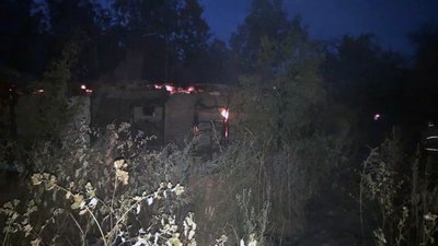 На Дніпропетровщині через загоряння сухої трави згоріло дві споруди