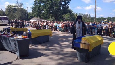 У Кропивницькому попрощалися з трьома військовими: Шумигаєм, Лопаткою та Магалясом