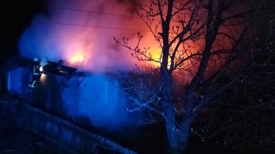 Горіли будинки і господарська споруда: за добу на Волині сталося 4 пожежі Горіли будинки і господарська споруда: за добу на Волині сталося 4 пожежі