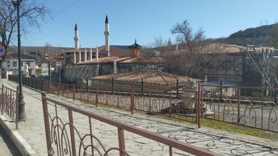 Окупанти у Криму продовжують руйнувати Ханський палац  під виглядом "реставрації" — КРЦ