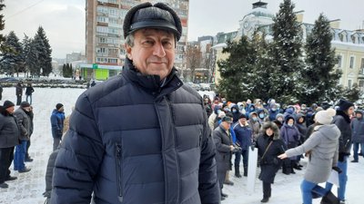 У Черкасах працівники «Водоканалу» провели акцію на підтримку керівника їхнього підприємства