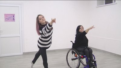 "Танці на візках": історія вінничанки, яка почала займатися танцями "Танці на візках": історія вінничанки, яка почала займатися танцями