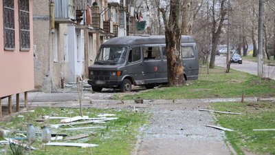 Херсон, обстріли, березень 2026, Корабельний район, авто