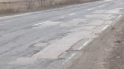 Відрізок дороги Дніпро-Решетилівка поблизу села Сені Решетилівського району Відрізок дороги Дніпро-Решетилівка поблизу села Сені Решетилівського району