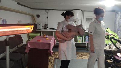 Волинський будинок дитини відновив роботу: як доглядають соціальних сиріт Волинський будинок дитини відновив роботу: як доглядають соціальних сиріт