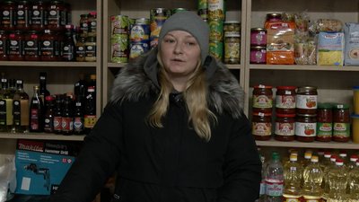 Продавчиня Мая Ващук Продавчиня Мая Ващук