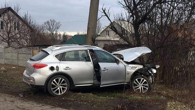 У Кременчуці на Полтавщині сталося дві аварії: є травмовані та загиблий