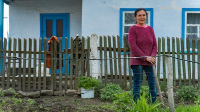 "Садимо овочі серед уламків": як живе вільна Новомиколаївка на Херсонщині
