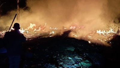 На Франківщині вночі горіло сміттєзвалище