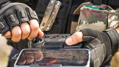 Закарпатські піротехніки отримали обладнання від фонду "Повернись живим"