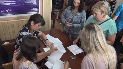 Продукти та постільна білизна – як у Чигирині допомагають переселенцям Продукти та постільна білизна – як у Чигирині допомагають переселенцям
