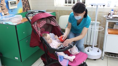 Ховалися в коридорах, аби не залишити пацієнтів: в одній з харківських лікарень, де є хоспіс для дітей, зробили укриття Ховалися в коридорах, аби не залишити пацієнтів: в одній з харківських лікарень, де є хоспіс для дітей, зробили укриття