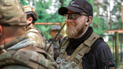 У Запоріжжі відбулася страйкбольна "Битва за Вальгаллу" У Запоріжжі відбулася страйкбольна "Битва за Вальгаллу"