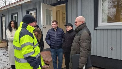 Фінська делегація відвідала модульне містечко в Ірпені Фінська делегація відвідала модульне містечко в Ірпені