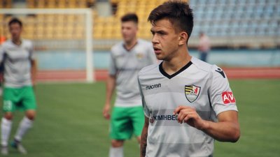 ФК "Ужгород" на останніх хвилинах врятувався від поразки у матчі з "Черніговом"
