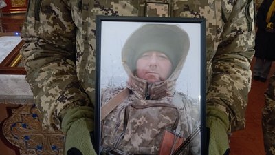 У Хмельницькому попрощались з Русланом Полозюком
