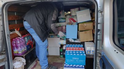 Спідвейний клуб зі Словаччини передав допомогу у Рівне Спідвейний клуб зі Словаччини передав допомогу у Рівне