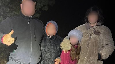 заблукали в лісі, жінка та двоє дітей, Дніпропетровщина