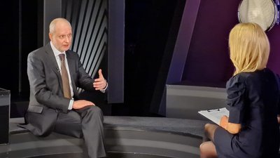 "Транспортний сектор буксує на місці". Голова представництва ЄС оцінив реформи в Україні "Транспортний сектор буксує на місці". Голова представництва ЄС оцінив реформи в Україні