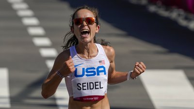 Медалістка Токіо-2020 оновила рекорд США у марафоні зі зламаними ребрами: як їй це вдалося